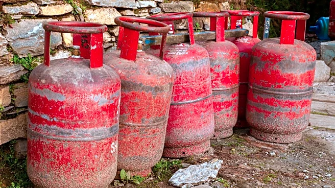 Govt cuts subsidised LPG cylinders to Ujjwala beneficiaries to 4