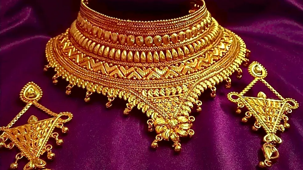 BlueStone Jewellery Q2 Results: Loss narrows to ₹3 crore as revenue jumps 45%; repeat sales rise