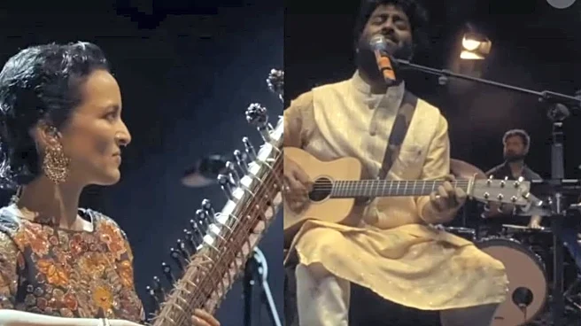 Arijit Singh shares stage with Anoushka Shankar in Kolkata in first performance after he quit playback singing