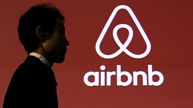 Airbnb gives strong outlook in sign US demand is picking up