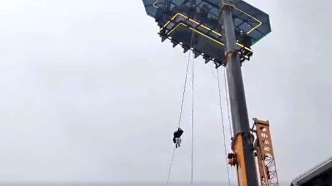 Tourists stuck in 'sky-dining' restaurant rescued in Kerala