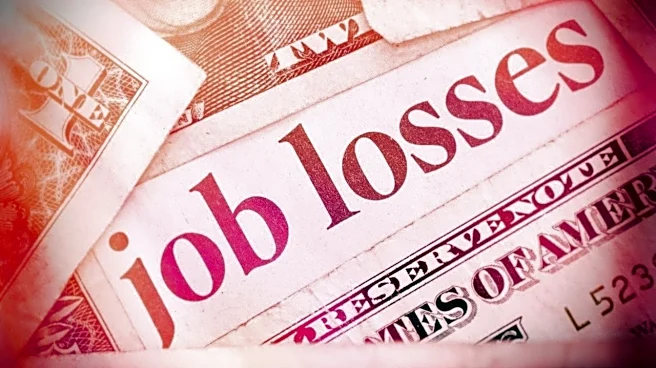 US jobless aid filings fell to 209,000 last week as layoffs remain low despite economic uncertainty