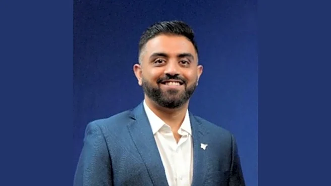 Smit Machchhar's old podcast ‘focus on flying not selfies’ surfaces post heroic action onboard flydubai flight