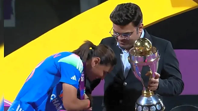 [Watch] Women's World Cup 2025: Harmanpreet Kaur tries to touch Jay Shah's feet, ICC chairman's gesture wins hearts