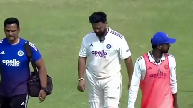 IND A vs SA A 2025: Rishabh Pant retires hurt after taking body blows on Day 3 of 2nd unofficial Test