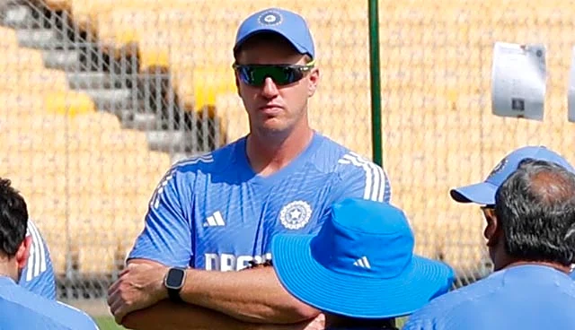 ‘Morne Morkel is the enemy now’ - Graeme Smith takes cheeky dig at India's bowling coach ahead of Eden Gardens Test