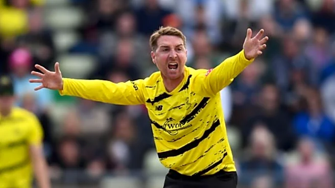 Tom Smith joins England Women's cricket team as spin-bowling coach