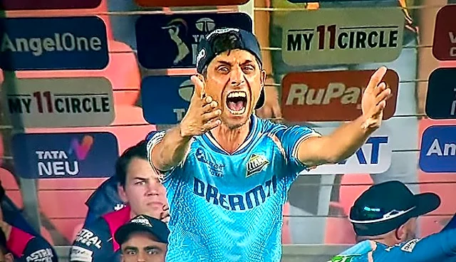 WATCH: Shubman Gill's overthrow costs 5 Runs, Ashish Nehra erupts in GT dugout
