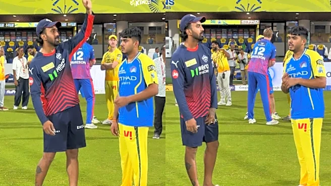 [Watch] KL Rahul gives batting advice to Ayush Mhatre on the sidelines of CSK vs DC