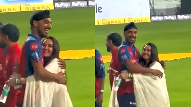 [WATCH] Arshdeep Singh hugs PBKS co-owner Preity Zinta after team's comprehensive win over LSG