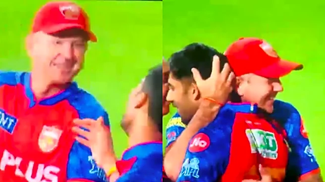 IPL 2026: Ricky Ponting tries to playfully slap Shashank Singh after dropped catches vs LSG
