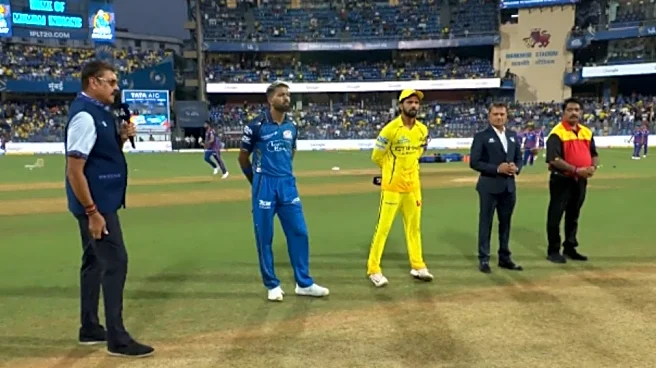 [Watch] Ravi Shastri forgets Ruturaj Gaikwad's name at the toss ahead of MI vs CSK