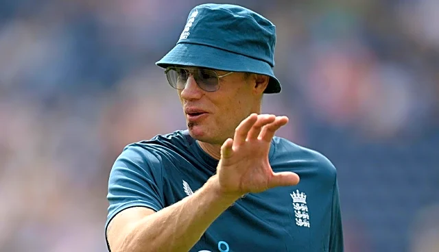Andrew Flintoff poised to be named Sydney Thunder coach in BBL
