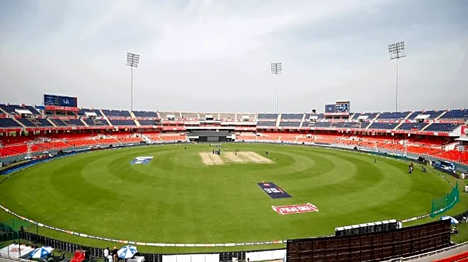 Reports: IPL cricketer blackmailed by team official linked to player contract