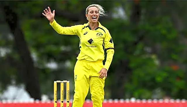 Phoebe Litchfield, Ashleigh Gardner miss Bangladesh clash with respective injuries