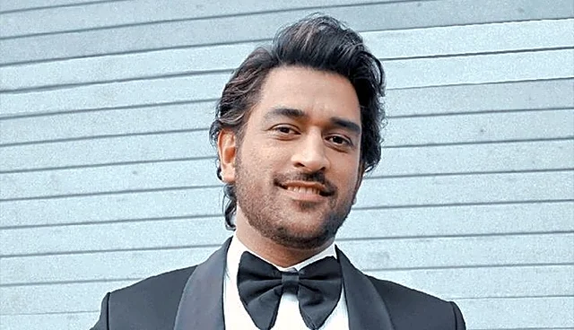 MS Dhoni Net Worth: Salary, Endorsements & Luxury Lifestyle