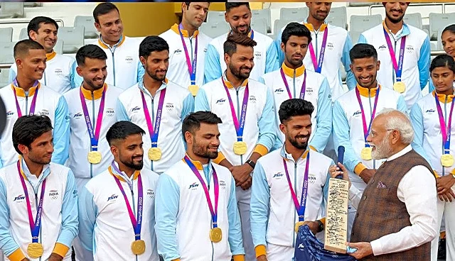 What is India men's record in Asian Games?