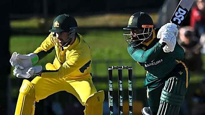 [WATCH] Temba Bavuma & Quinton de Kock involved in heated exchange during South Africa's win over Australia
