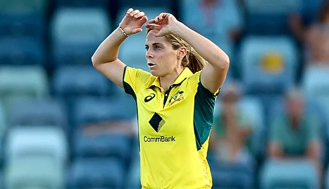 Molineux, Hamilton ruled out of Bangladesh ODIs; McGrath to captain