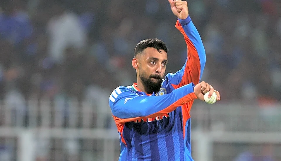 Varun Chakravarthy will be tough to handle, says Shane Bond