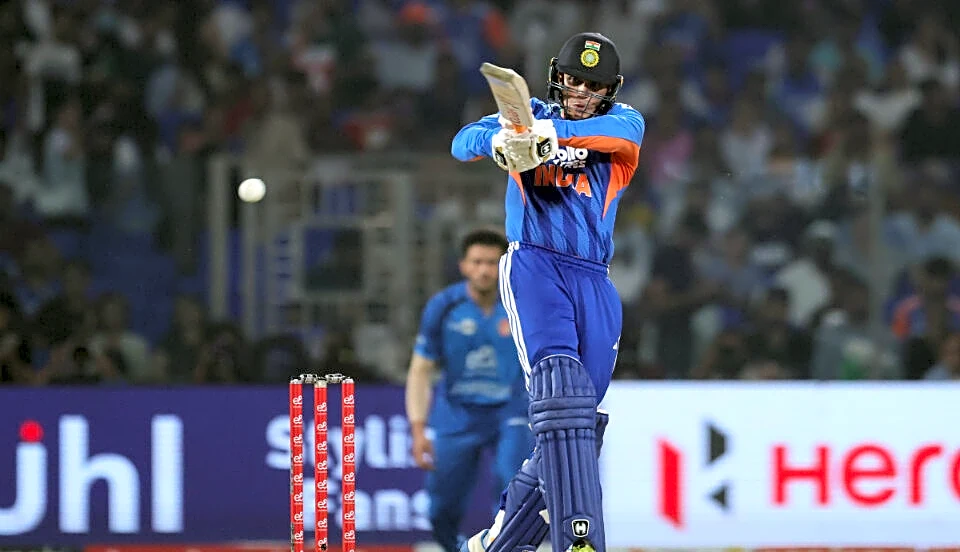 Abhishek Sharma breaks record with first-ball six in Christchurch