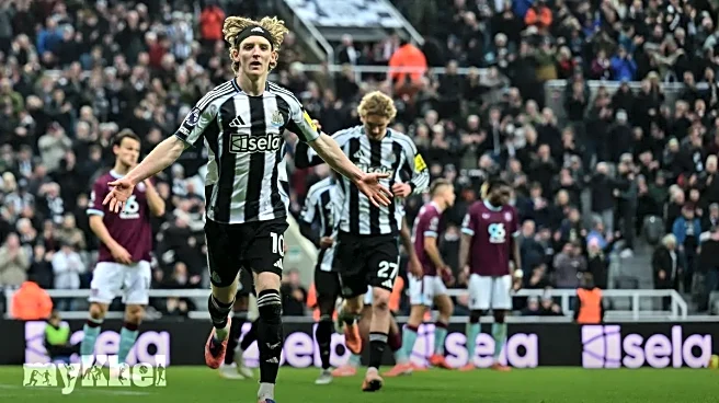 Newcastle United Triumphs 2-1 Against Burnley After Holding Off Late Challenge From Ten Men
