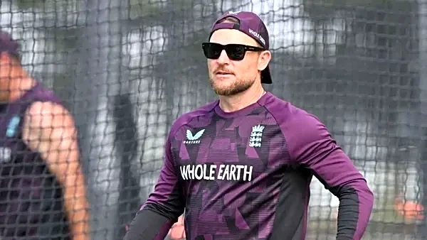 England have 'no chance' of winning Ashes with 'glass jaw', says McCullum