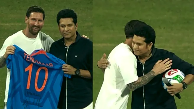 Sachin Tendulkar gifts Lionel Messi his India jersey, Argentina legend returns with World Cup Ball as Present
