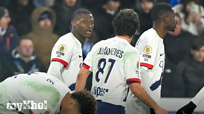 Paris Saint-Germain Reclaim Ligue 1 Summit With Mendes Goal After Hakimi Red Card