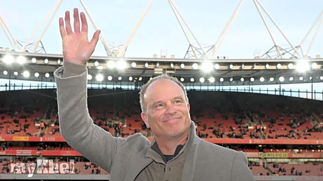 Arsenal Title Race Fear Must Not Creep In, Warns Bergkamp