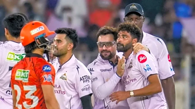 GT Vs SRH: Kagiso Rabada and Mohammed Siraj Rip Through Hyderabad in Powerplay Carnage