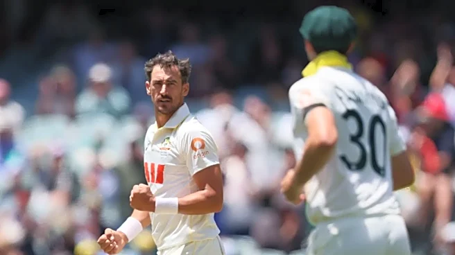 Mitchell Starc Makes Test History as Bangladesh’s Pacers Put Australia Under Pressure in Darwin