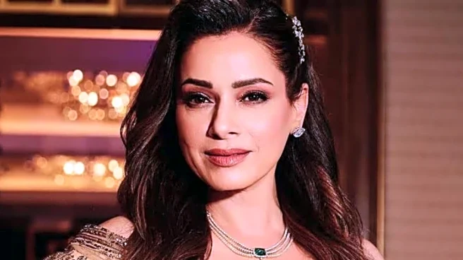 Neelam Kothari Shows Up On The Ramp, Gets Big Love From BFF Bhavana Pandey