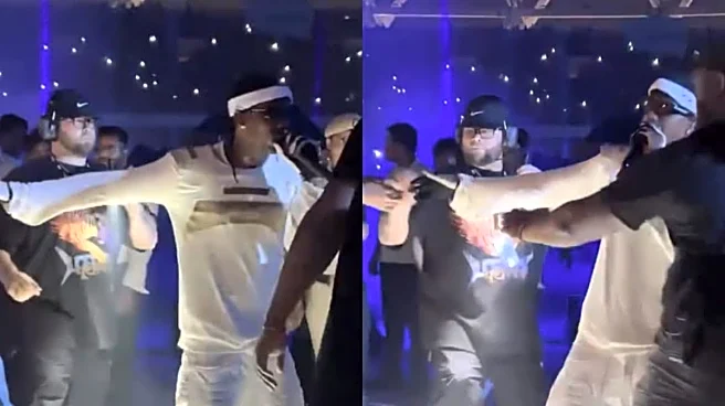 Travis Scott’s Delhi Concert Turns Chaotic As Fans Pull Him Off Stage | Watch