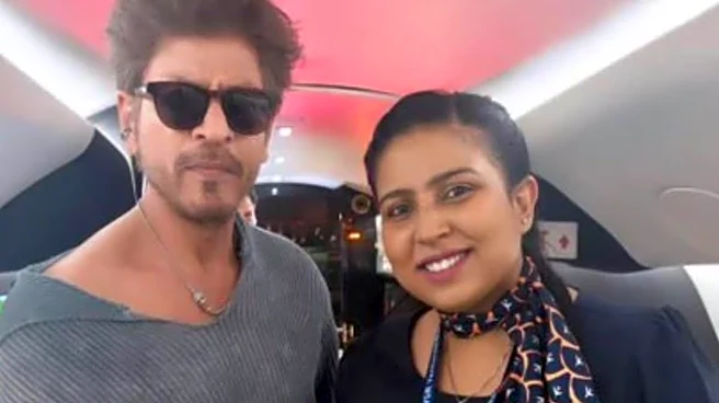 Shah Rukh Khan’s Pic With Flight Attendant Inside Private Jet Sends Fans Into Frenzy