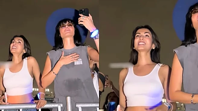 Watch: Sonal Chauhan Sings Her Heart Out At Enrique Iglesias’ Mumbai Concert