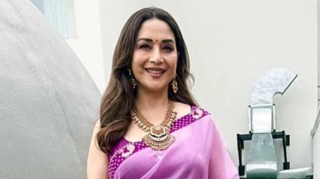 Madhuri Dixit Was On Time, Delay Due To Miscommunication; Event Organiser Reveals It All