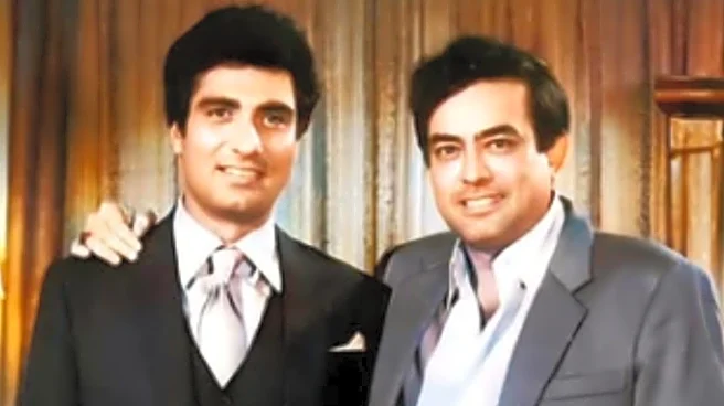 Raj Babbar Pays Tribute To Sanjeev Kumar On 40th Death Anniversary, Calls Him 'Legend Of Unmatched Versatility’