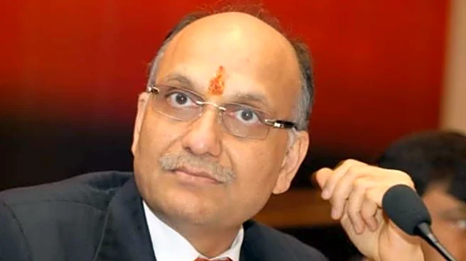 Kolkata Industrialist Pawan Ruia, Family Booked For Money Laundering In Rs 300-Crore Cyber Fraud Case | Exclusive