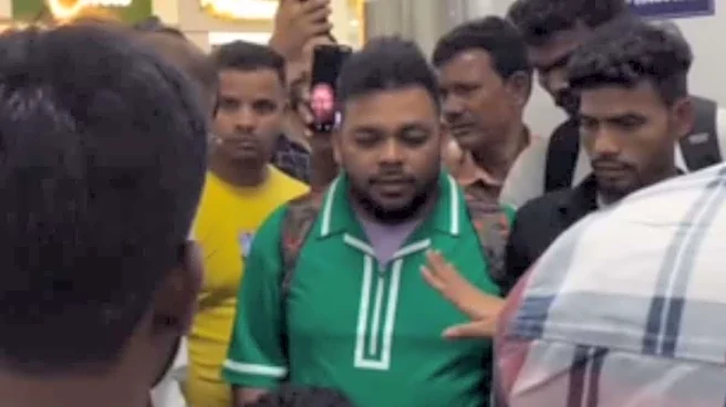 Chennai Passengers, After 7-Hour IndiGo Flight Delay, Scream ‘Why Are You Lying?’ | Video