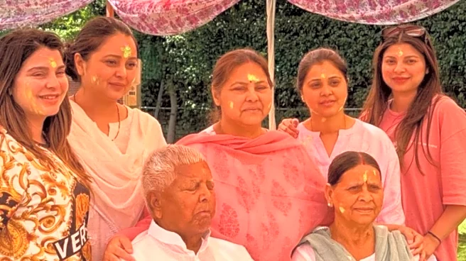 Rift Widens In RJD Family As Lalu Yadav's 3 More Daughters Leave Patna Home After Rohini’s Exit