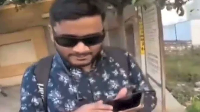 ‘Phone Mein Kuch Show Nahi Ho Raha Tha’: Rapido Driver Speechless As Visually Impaired Passenger Makes Payment Entirely On His Own