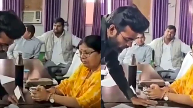‘Rs 10,000 To Pankaj, Rs 4,000 To Ajay…’: Madhya Pradesh Man Stuns Mayor By Exposing Bribe Demand Over Phone Call | Video
