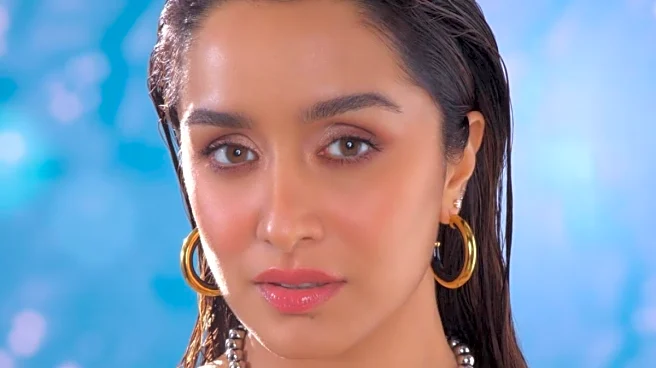Shraddha Kapoor’s Witty Note Garners Hilarious Response From Fans: ‘Yeh Photoshop Wale...’