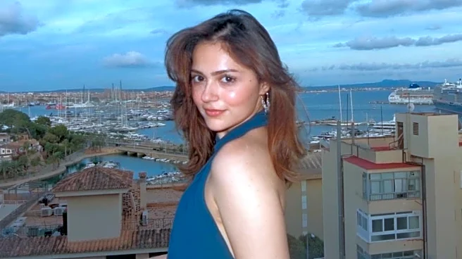 Aneet Padda Shares Glimpses Of Paris Gateway, Reveals She Misses Her Loved Ones In Trip