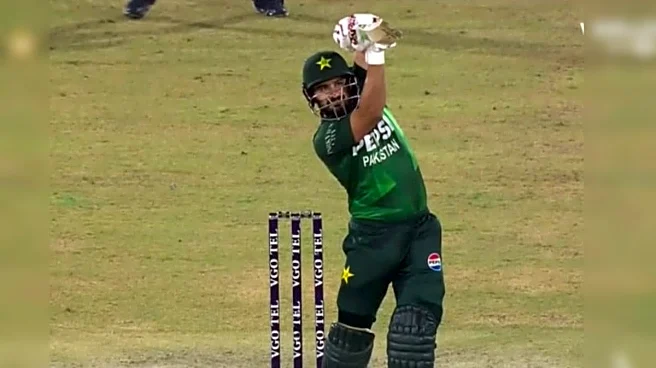 Pakistan Routs Sri Lanka By 7 Wickets In Tri-Series Fixture