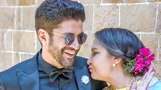 Shabana Azmi Praises Farhan Akhtar’s Transformation From ZNMD's Imran To 120 Bahadur's Shaitan Singh