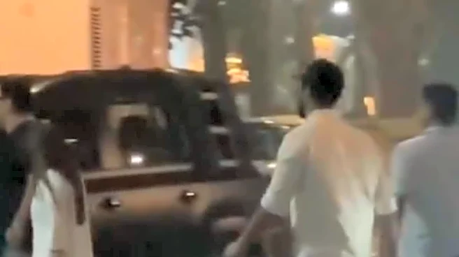 Vicky Kaushal Visits Deol Family Days After Bollywood Icon Dharmendra’s Death | Watch