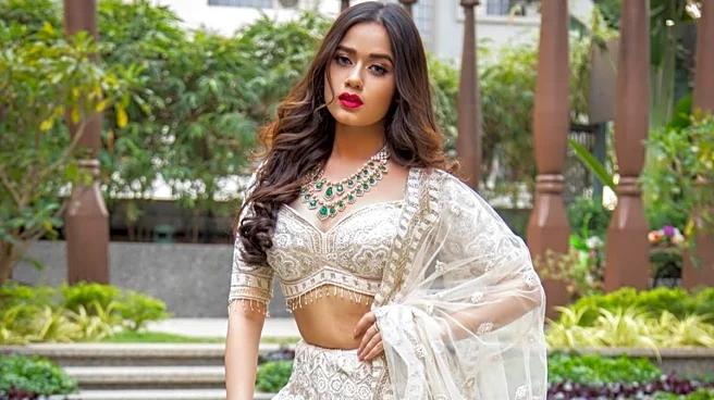 Jannat Zubair Stuns In White Lehenga, Makes Young Fan’s Day By Clicking Picture
