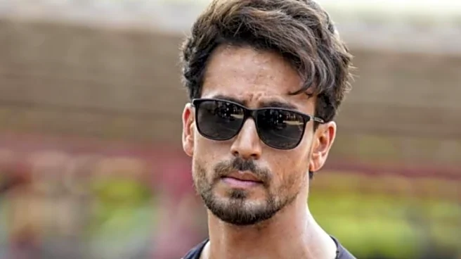 Tiger Shroff Inspires Next-Gen Footballers At Shooting Stars 2025 In Mumbai